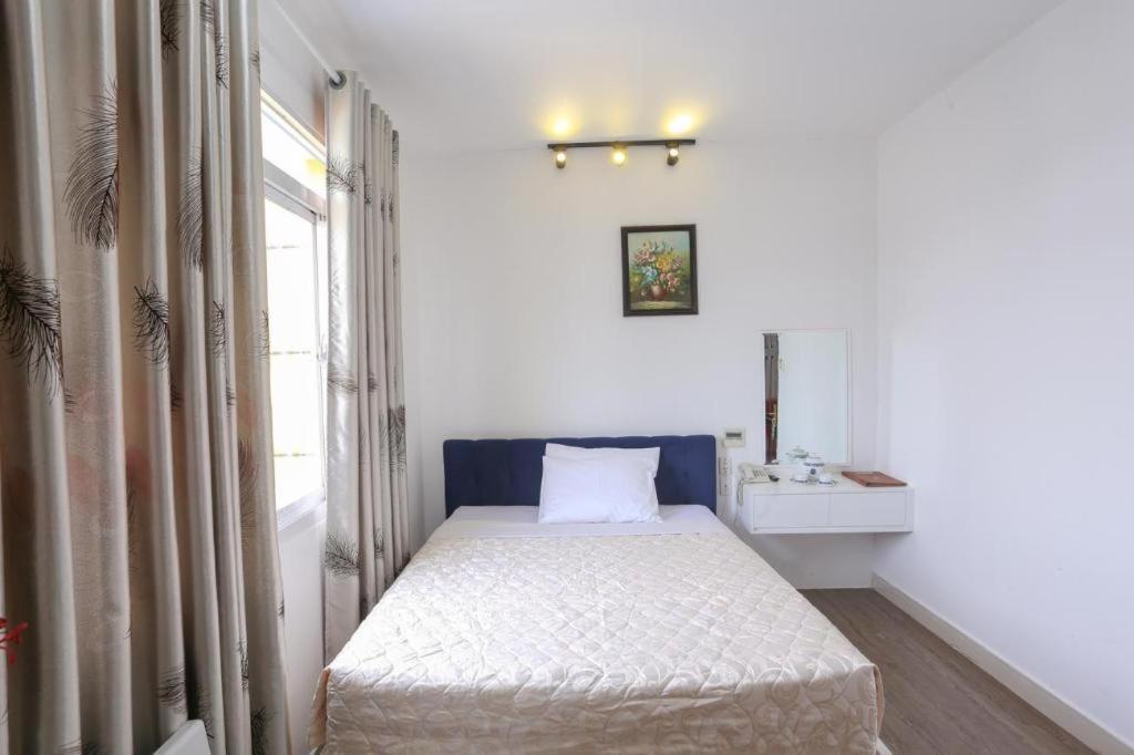 Rain Bow Hotel Hô Chi Minh-Ville Extérieur photo